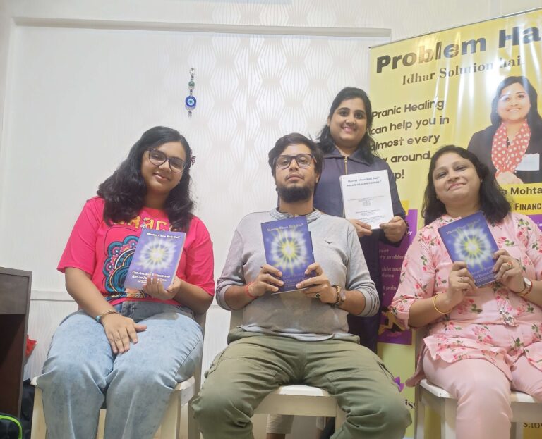 Shweta Mohta Taking Pranic Healing Classes